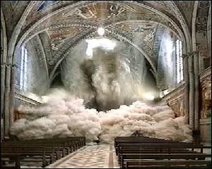 pic Terremoto Umbria Marche 1997 pubblica assistenza sr pisa