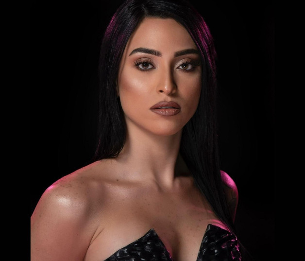 Influencer cubana Roselin Llanes pide disculpas a dominicanos por calificarlos de «analfabetos»