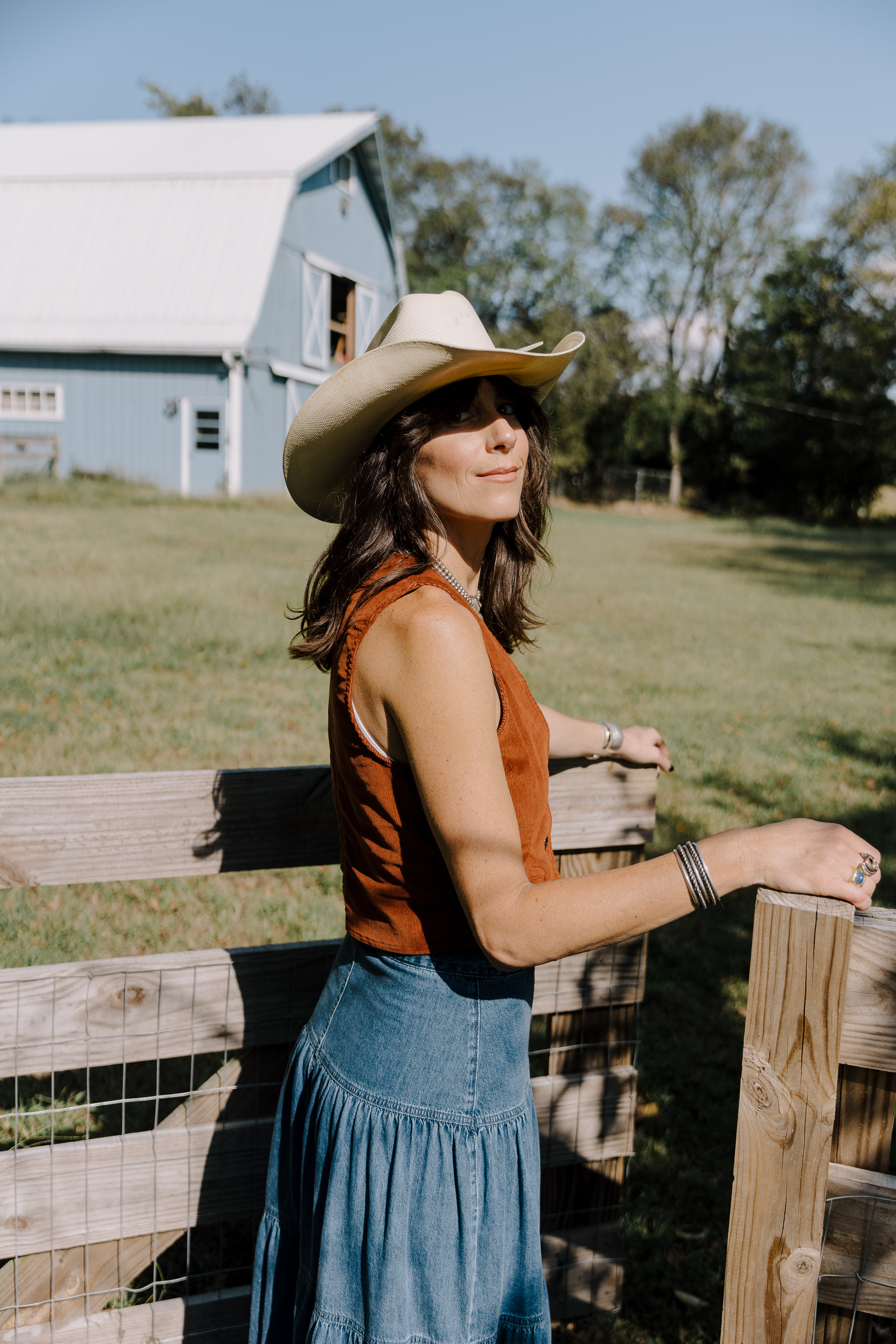 Singer-songwriter swings back to the Song Summit
