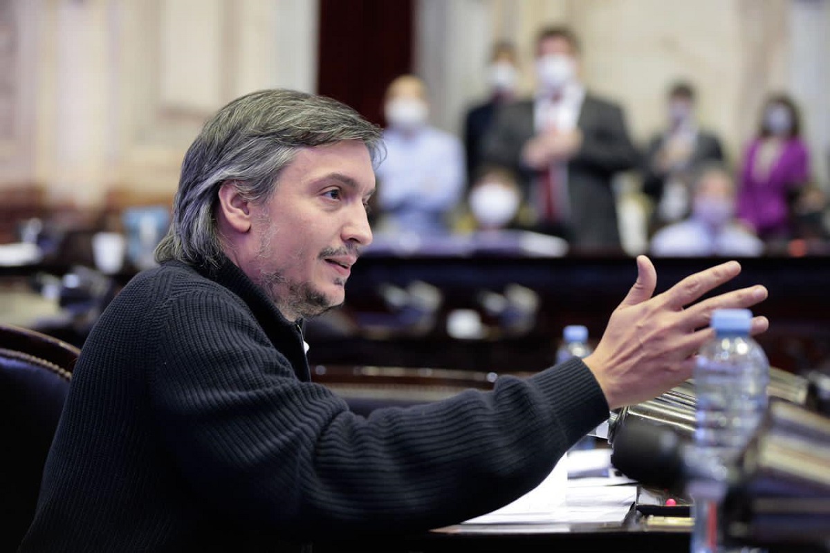 El jefe de la bancada del frente de todos en la cámara de diputados aseguró que el precandidato de juntos se postula para defender los . Internaron A Maximo Kirchner Por Un Colico Renal Parlamentario