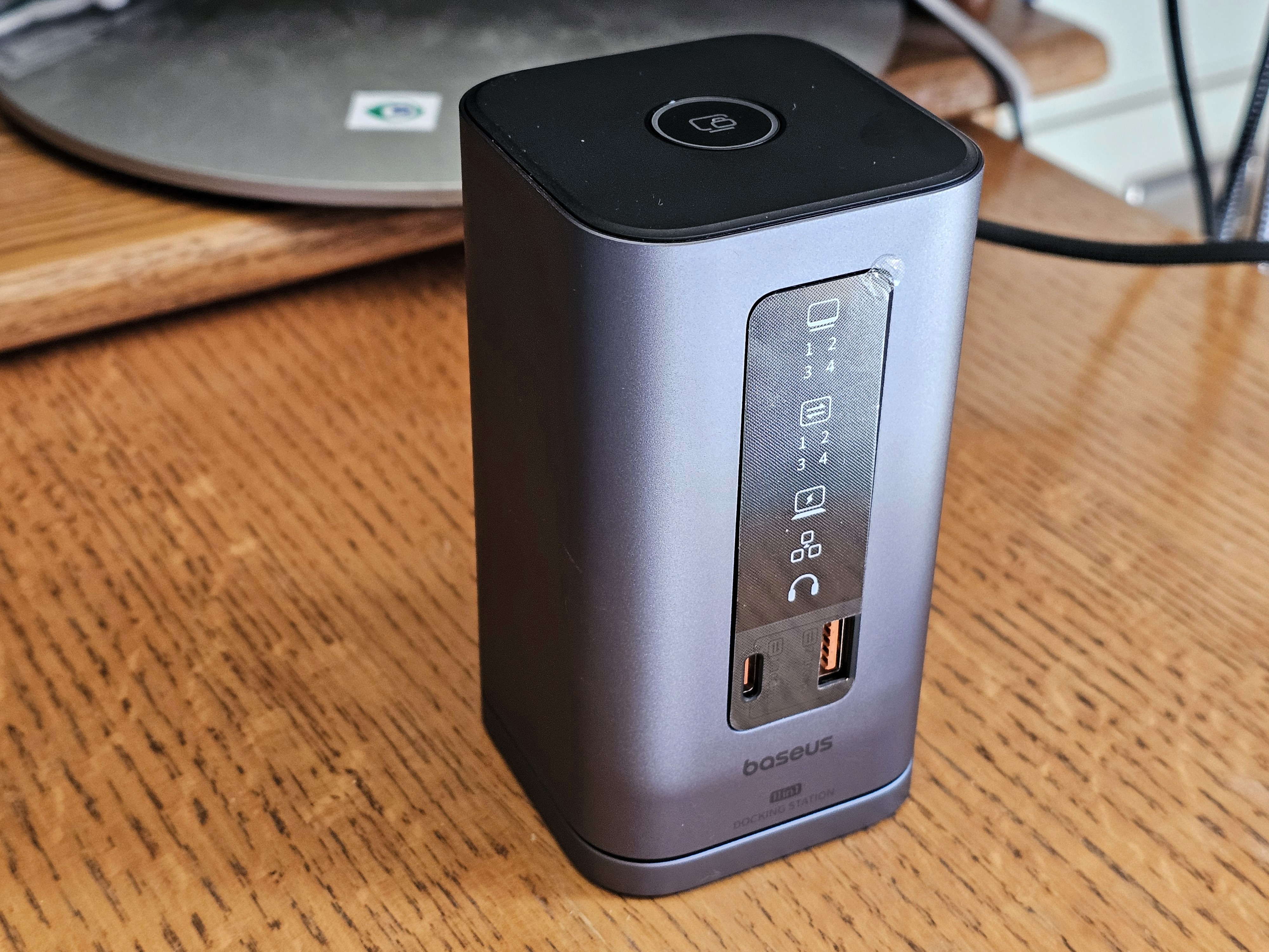 Baseus Spacemate USB-C dock review: Too clever for its own good