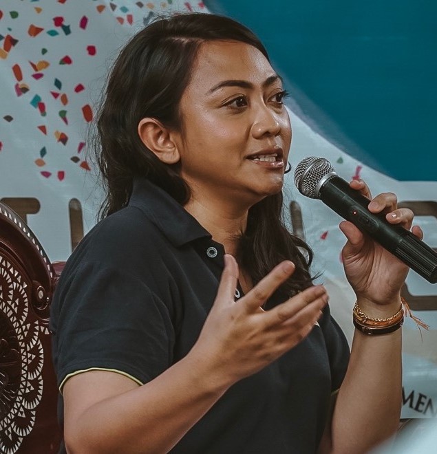 Rebekka: Gaungkan Energi Bersih – Pejuang Iklim