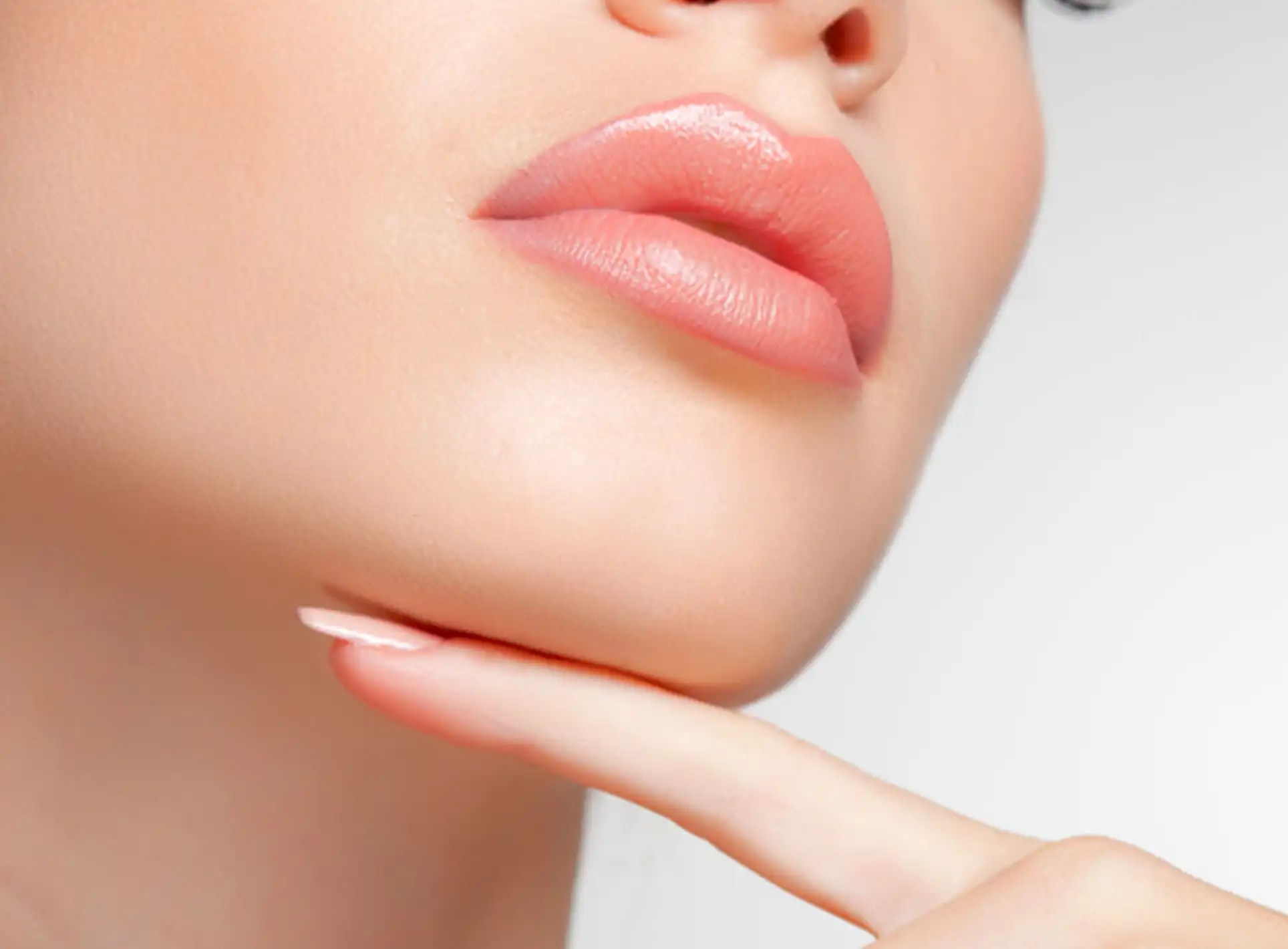 Lip Reduction In Dubai Abu Dhabi -cheiloplasty Dubai Abu Dhabi Best Surgery