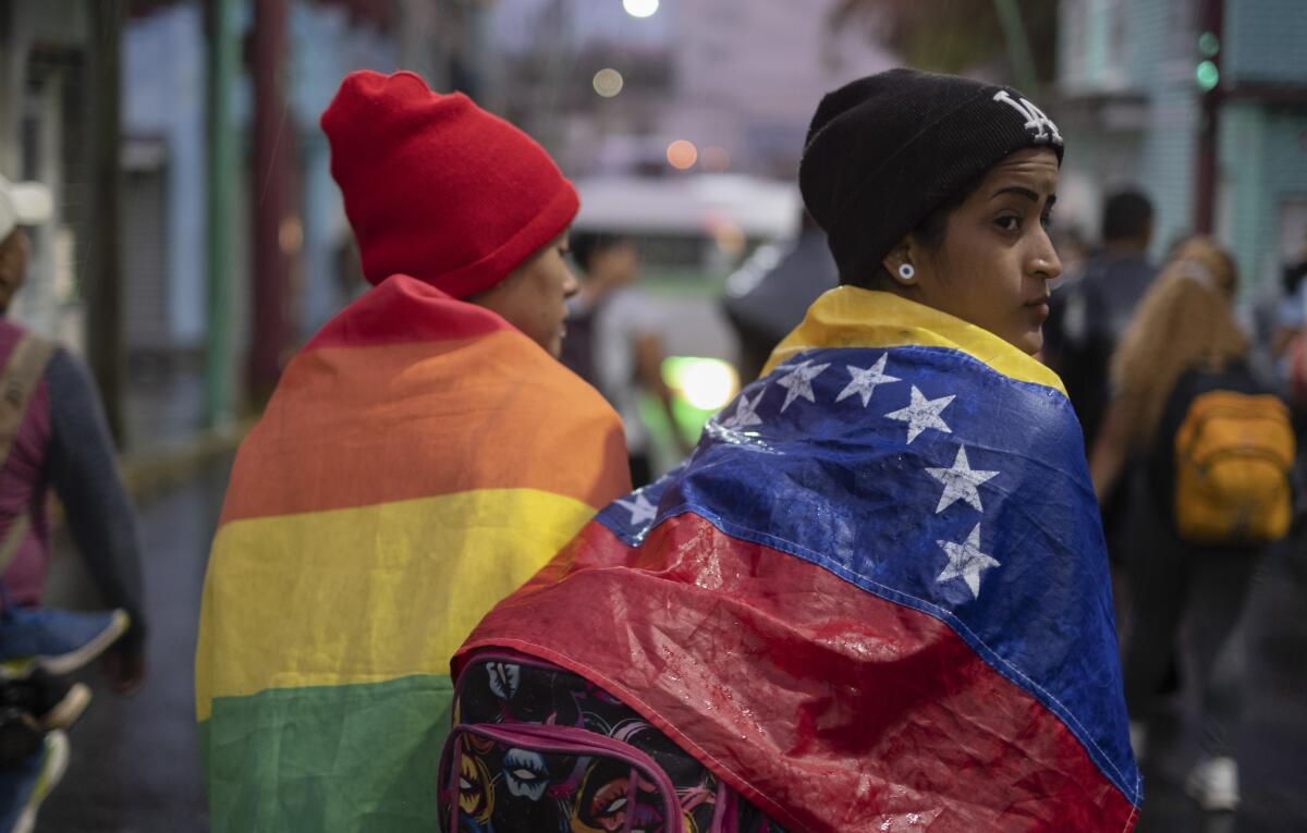 Migrantes venezolanos temen deportación ante la pérdida del TPS –