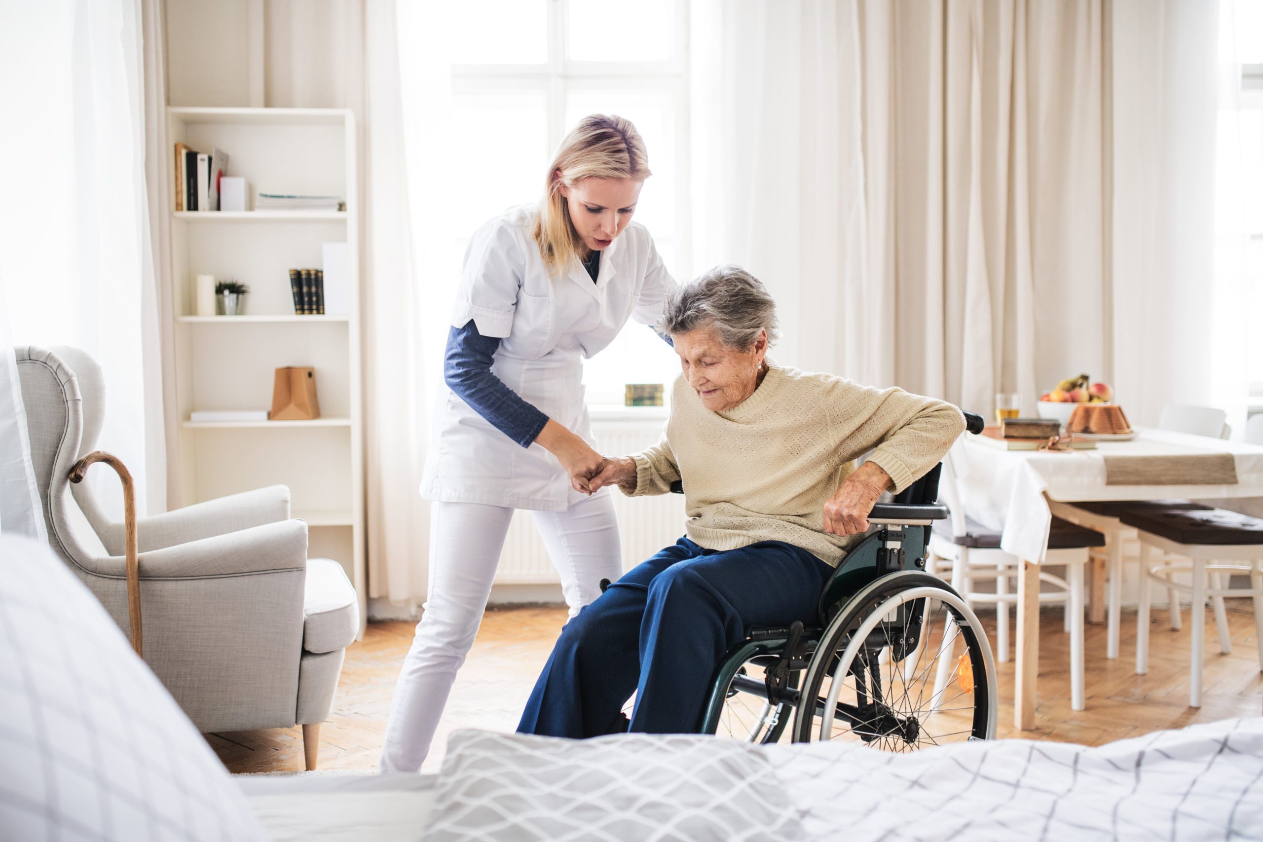 Personalized Home Care Services: Supporting Senior Independence in Los Angeles County