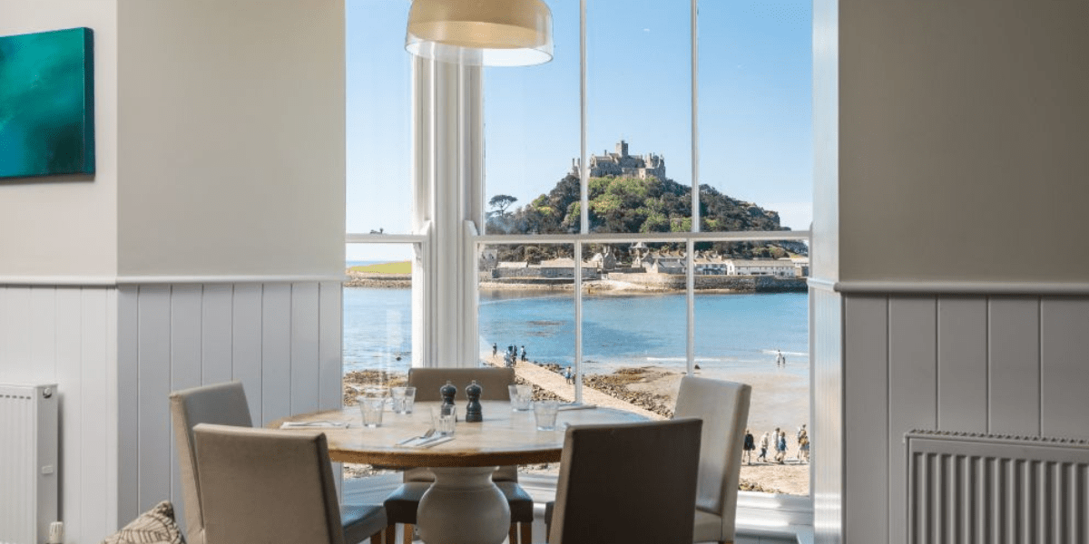 Dog-Friendly GoDolphin Hotel