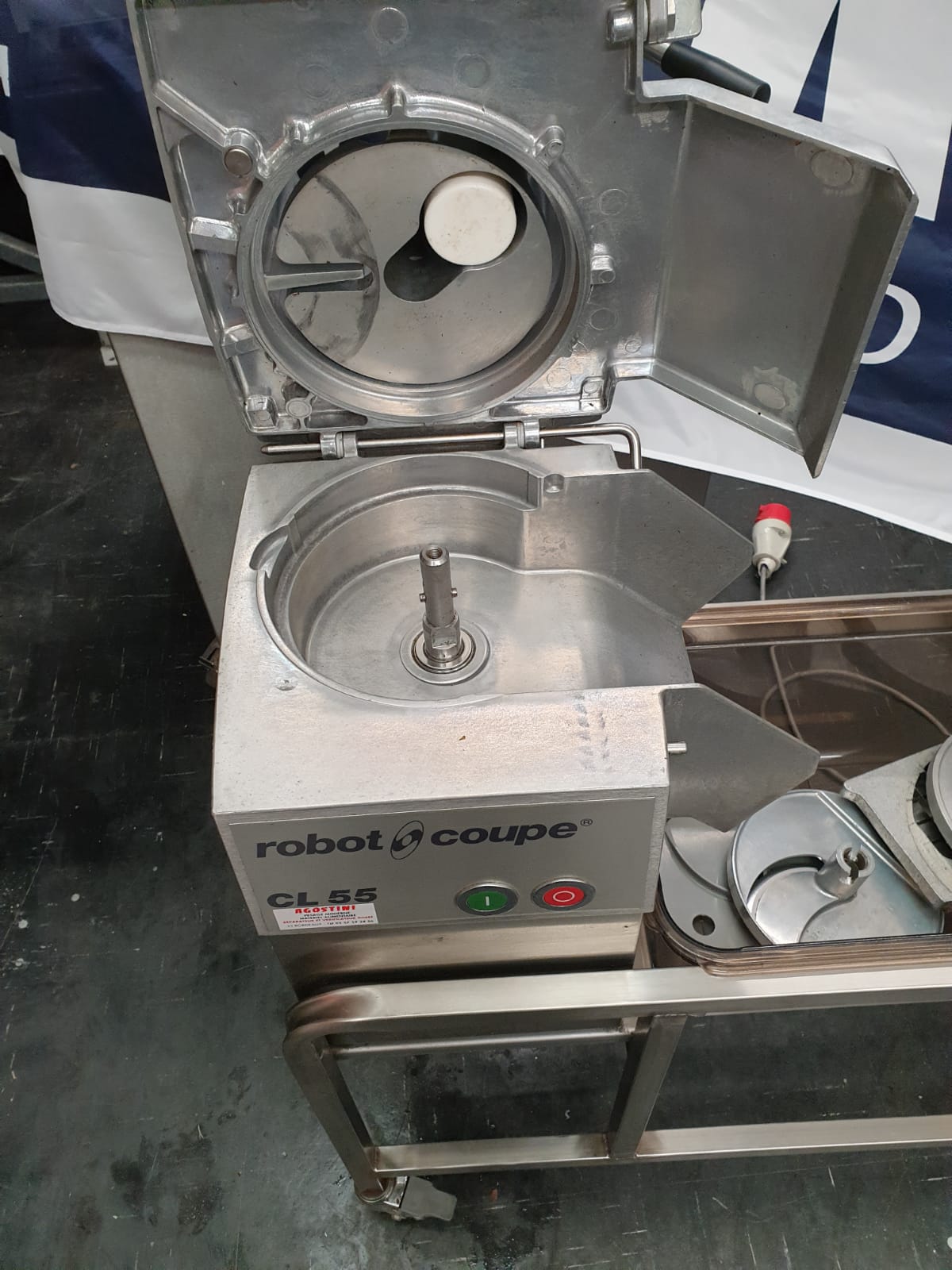 Conventional labeling automation — fully automated labeling machines are often large, expensive, and inflexible. Robot Coupe CL55 3 phase â€“ Parkers Food Machinery Plus