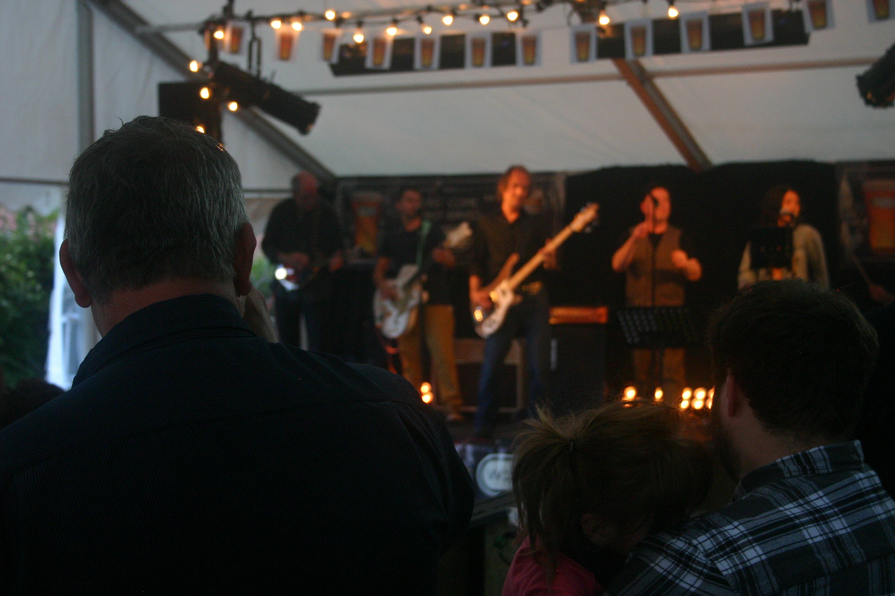 5 Monte Dons - audience