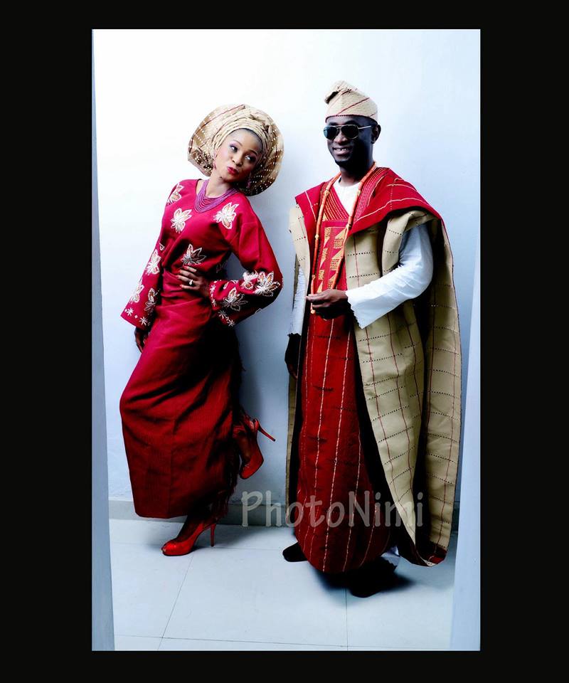 bride & groom in yoruba traditional attire