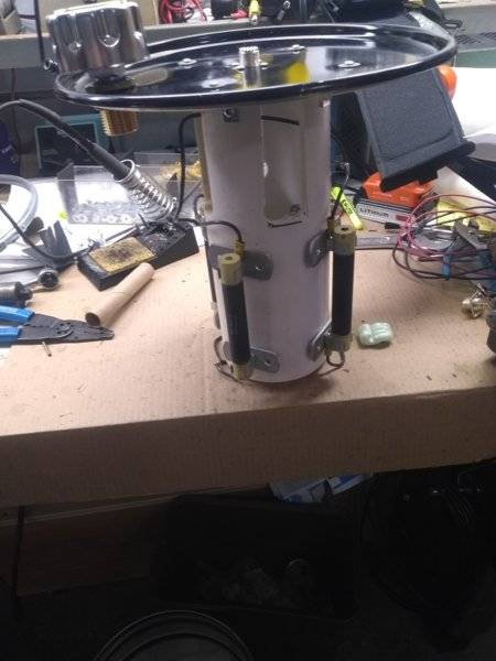 Home Brew Rf Dummy Load Showing Reactance At Higher