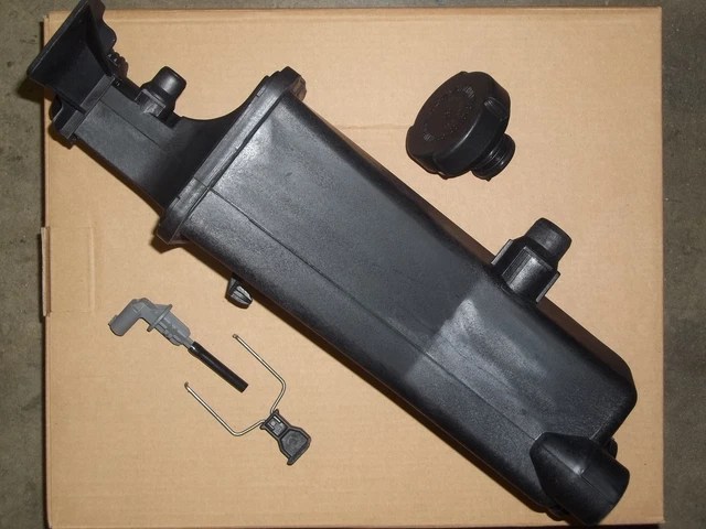 Bmw e46 radiator coolant expansion overflow tank / cap / level sensor
