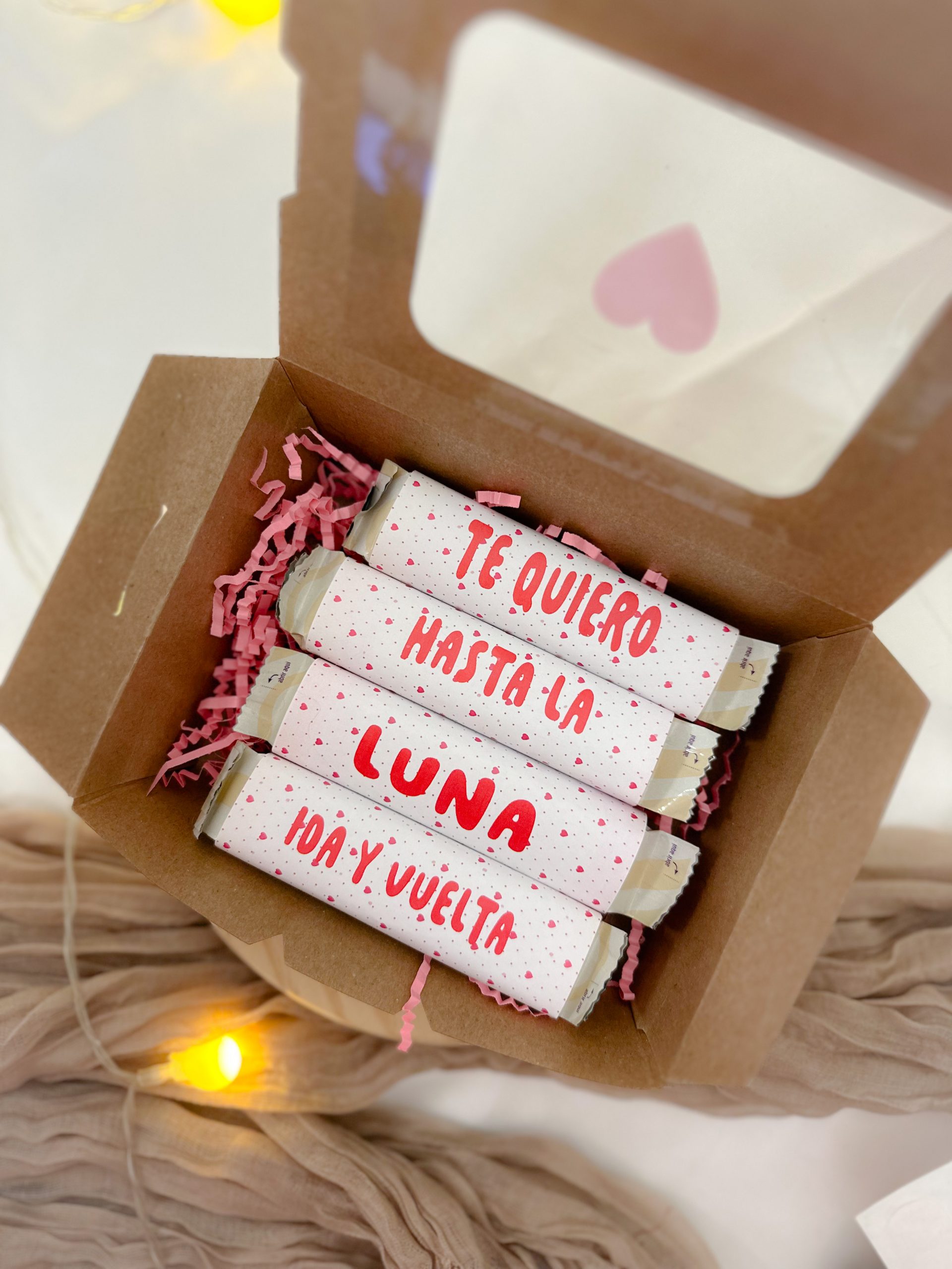 Kit huesitos ''Te quiero hasta la luna ida y vuelta''