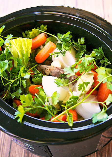 Slow cooker chicken broth