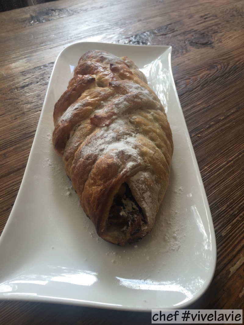 Apfelstrudel