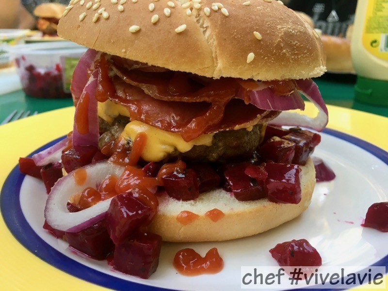 Meat the red burger