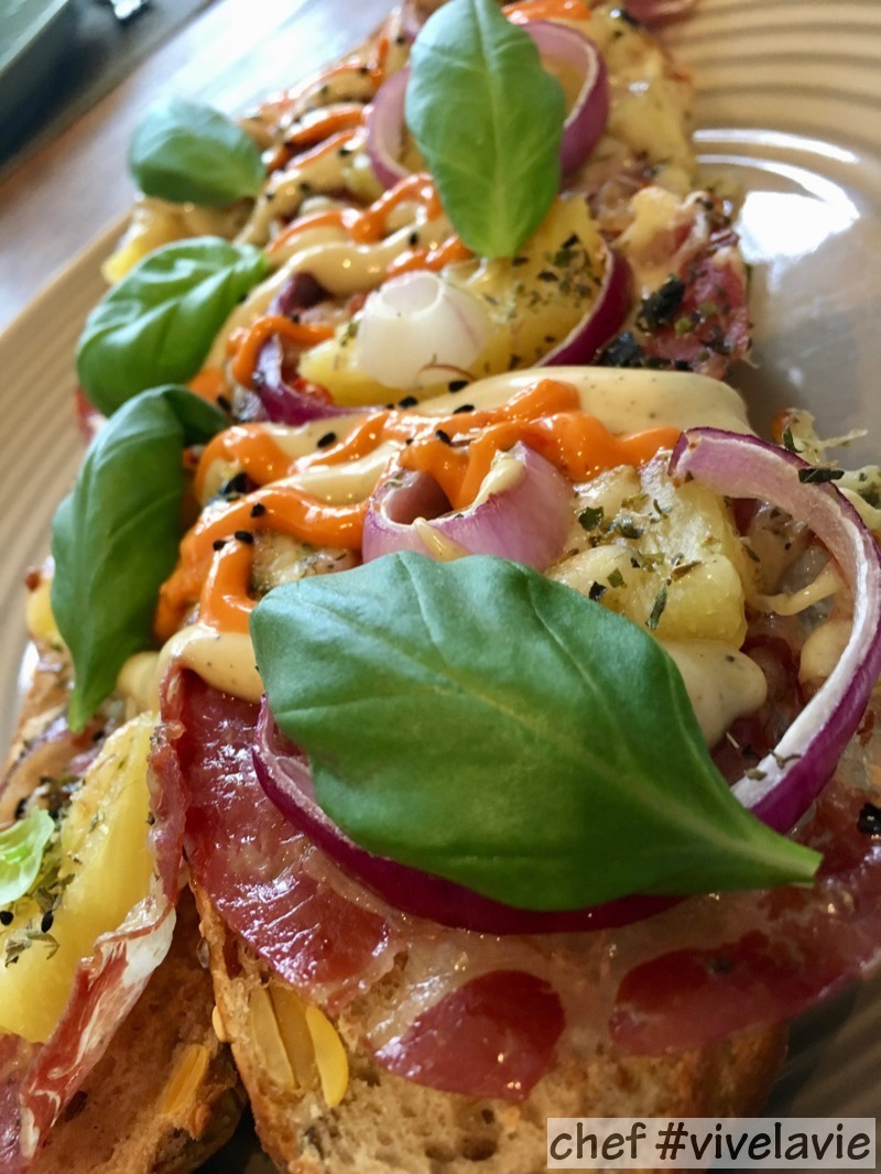 broodje panchetta Hawai