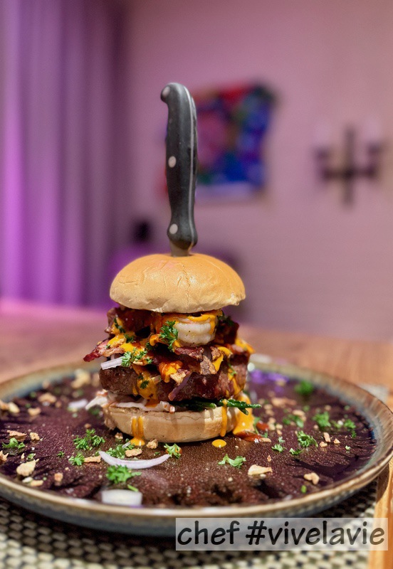 Surf 'n turf burger