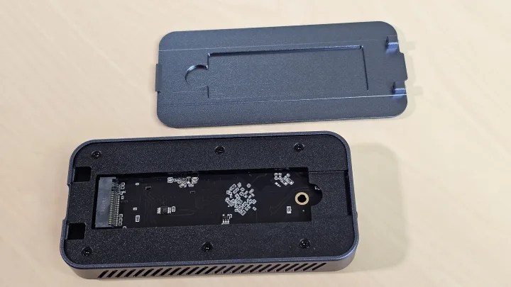 Acasis TB501Pro Thunderbolt 5 NVMe SSD Enclosure (Review) | Poc