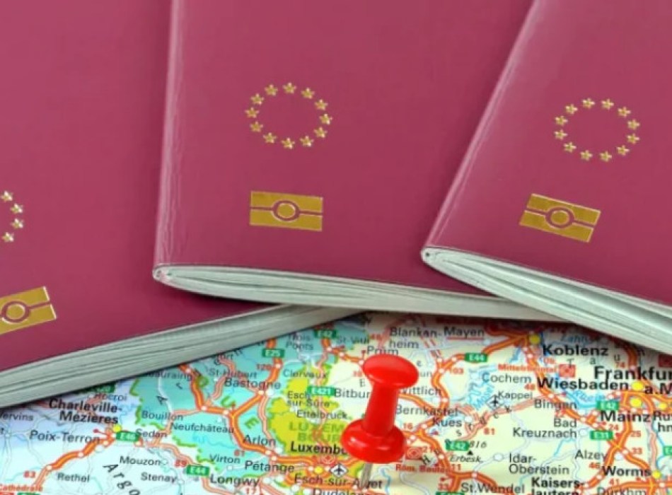 Χρυσή βίζα: Η σύσταση της Κομισιόν, η απάντηση της Μόσχας και η κατάσταση στην Ελλάδα