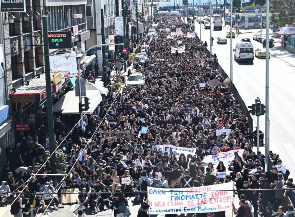 Έρευνα: Οργή στη νέα γενιά μετά τα Τέμπη – Πάνω από το 82% δηλώνει ότι θα ψηφίσει στις εκλογές
