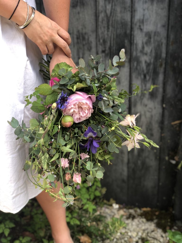 What's in bloom in june? june wedding flowers, uk