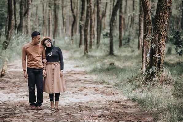 Free Gambar Fhoto Prewedding Outdoor Rafliephotografer Gambar Gratis Terbaru by www.lampunghits.com