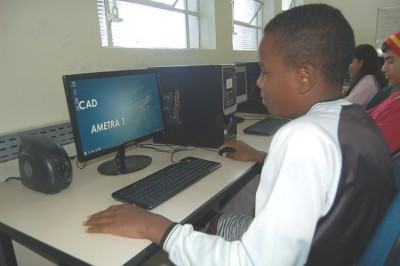 A Ametra atende estudantes de escolas públicas e particulares e para esses cursos a idade permitida é de 14 a 17 anos. (Foto: Arquivo/PMT)