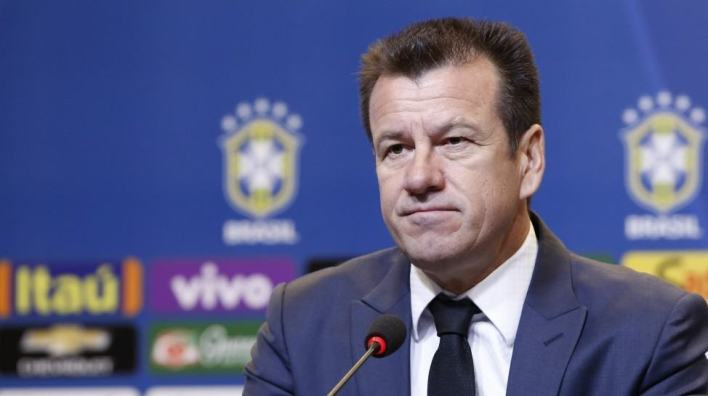 Dunga durante a divulgação dos convocados. (Foto:  Alan Lima / Mowa)