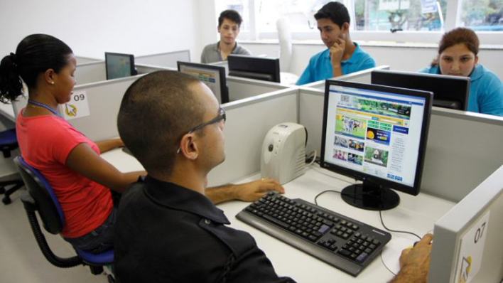 O Programa Qualifica São José oferece cursos, palestras de oficinas gratuitas de qualificação. (Foto: Charles de Moura/PMSJC)