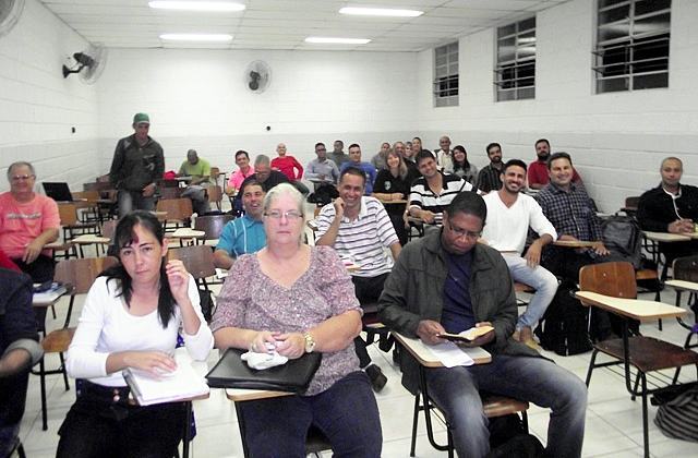 O curso de teologia da FUNVIC se destaca em Pindamonhangaba e região por oferecer bolsa integral de estudo. (Foto: Divulgação)