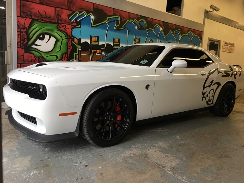 Dodge Challenger Graphics