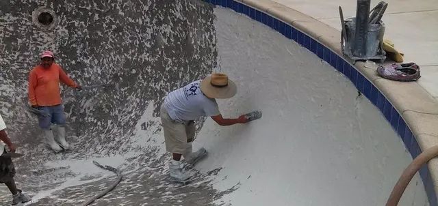 Home Pristine Pool Services - Ultra HD Light Picture - 8K