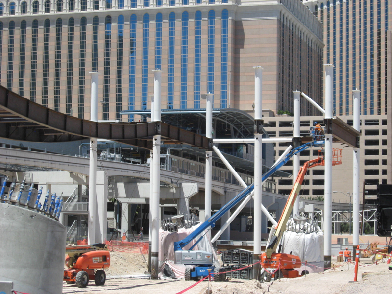 Caesar Wheel By Sam Noble - Download Modern Abstract Photo | 8K