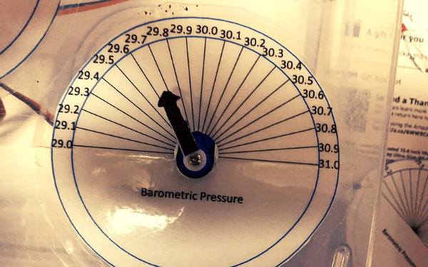 analog display of barometric pressure, like speedometer, but with pressure