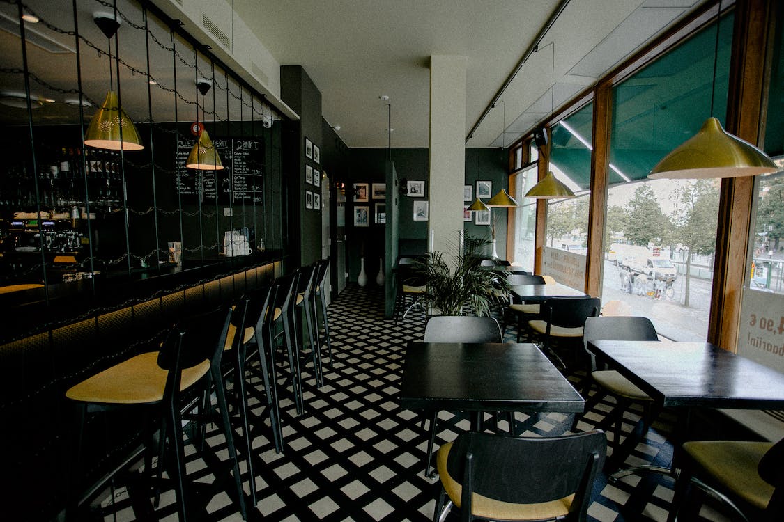empty restaurant