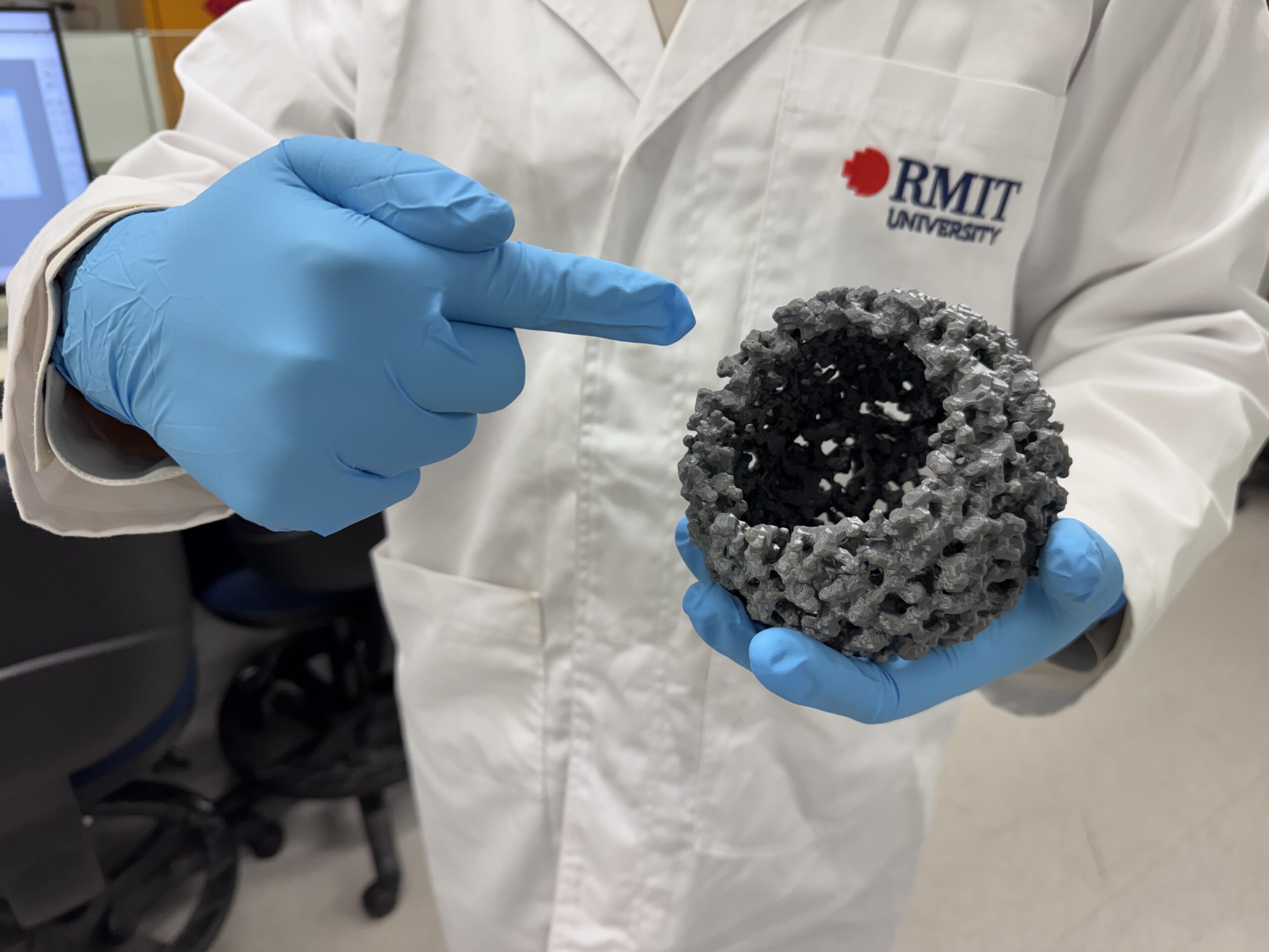 Low-cost catalyst innovation boosts green hydrogen production (2026)