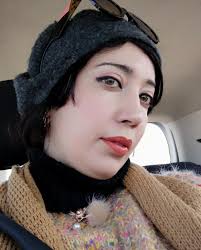 أمامة قزيز شاعرة مغربية.. تنثرُ شوقاً لمجالس الكتاب