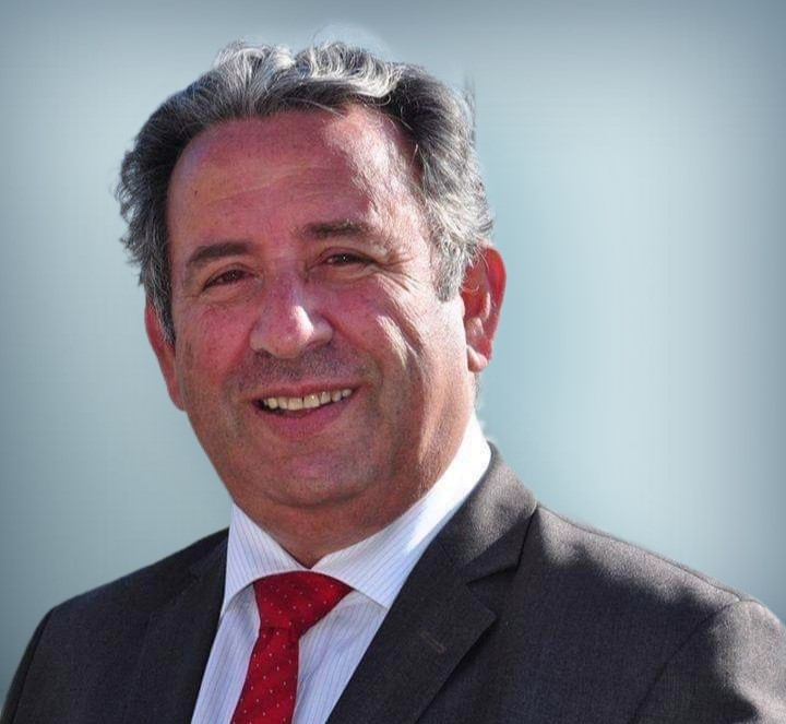 الهائمة ..قصيدة غزل كردية للشاعر محفوظ مايي