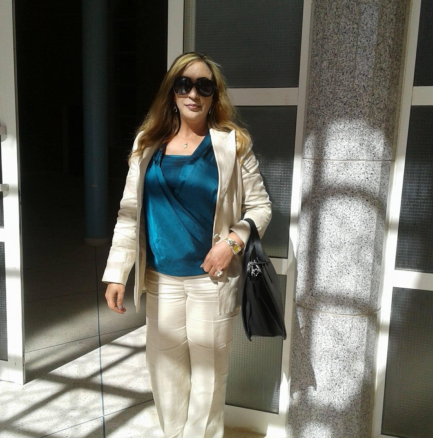 فوزية عبدلاوي شاعرة مغربية .. سادرة في عشق العدم