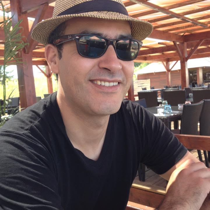 جوائز قوم عند قوم مصائب