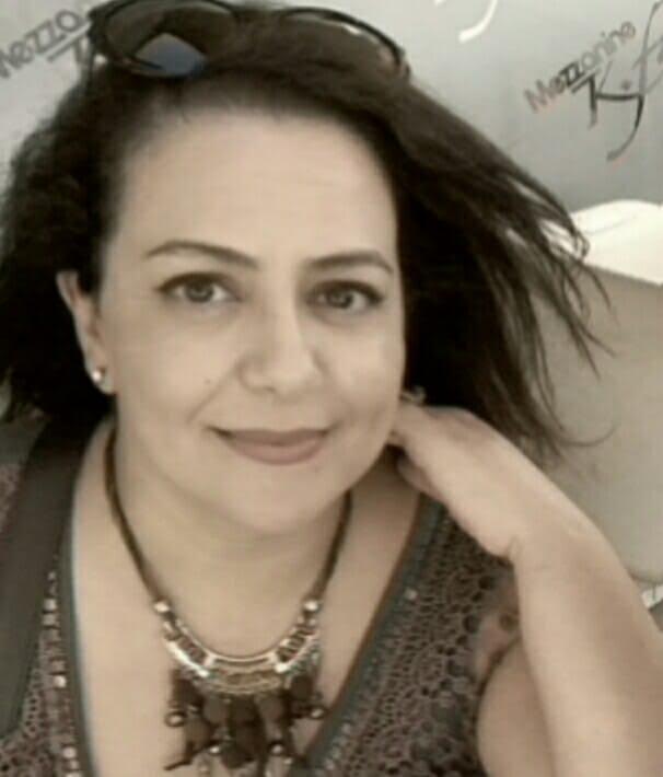 أفراح الجبالي شاعرة تونسية.. داخل برميـلنـا لا نأكل ولا نشرب .. نبحث عن رجل