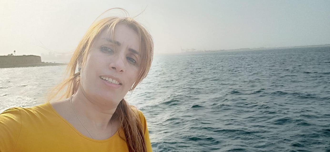 فاطمة المعیزي شاعرة مغربية.. تناورُ حصان طروادة 