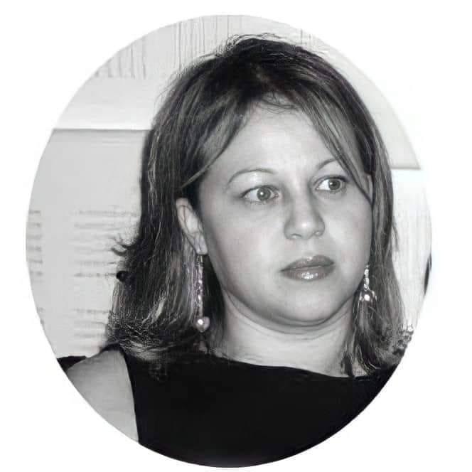 يسر بن جمعة شاعرة تونسية.. (قصيدة) حياتي لوحةٌ رسمها سرياليٌ