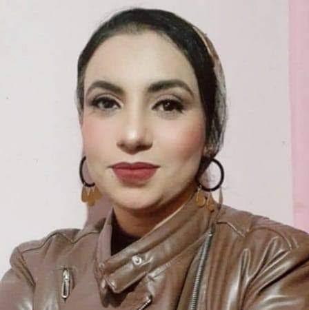 سهير الطويل شاعرة مصرية..تخاف الأشياء الجميلة وترتدي قميص الغابات