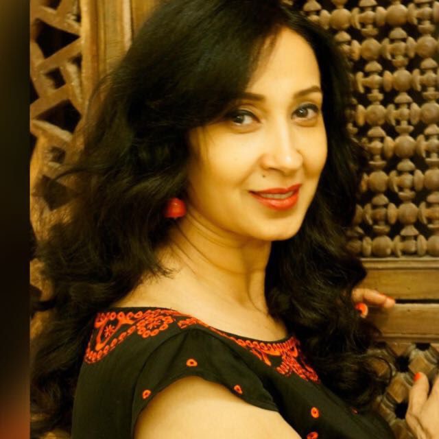 رضوى فرغلي ،شاعرة مصرية (قصائد) .. وحده الجسدُ يبوح بالأسرار