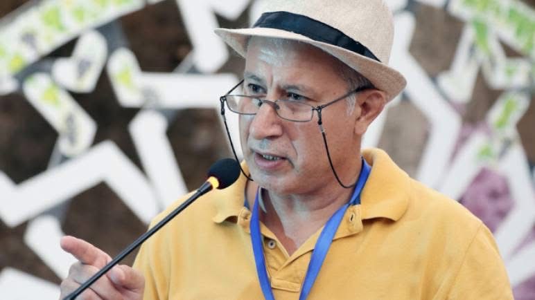 الزبير خياط ‏ ، شاعر  مغربي  ” قصيدة ” ..‏ ‏ لِمَنْ تُوقِدُ هِنْدٌ عَيْنَها ؟