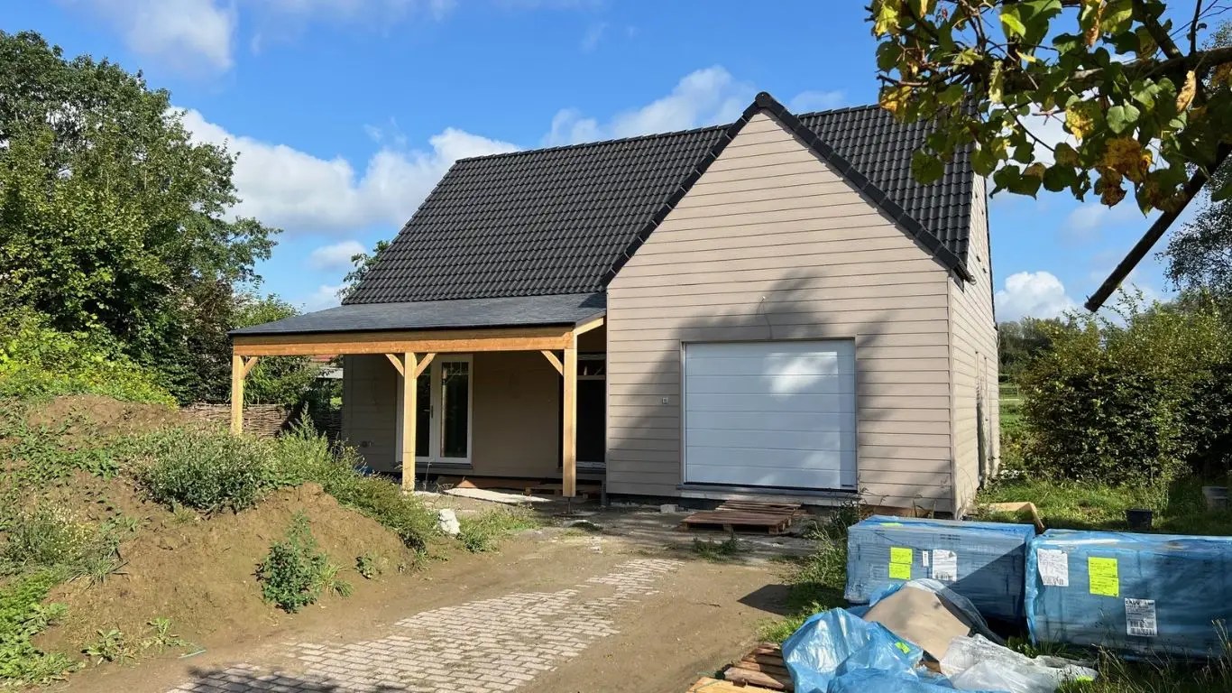 Amerikaans huis gebouwd door prefab bouwer Quackels Woningbouw in Wemmel