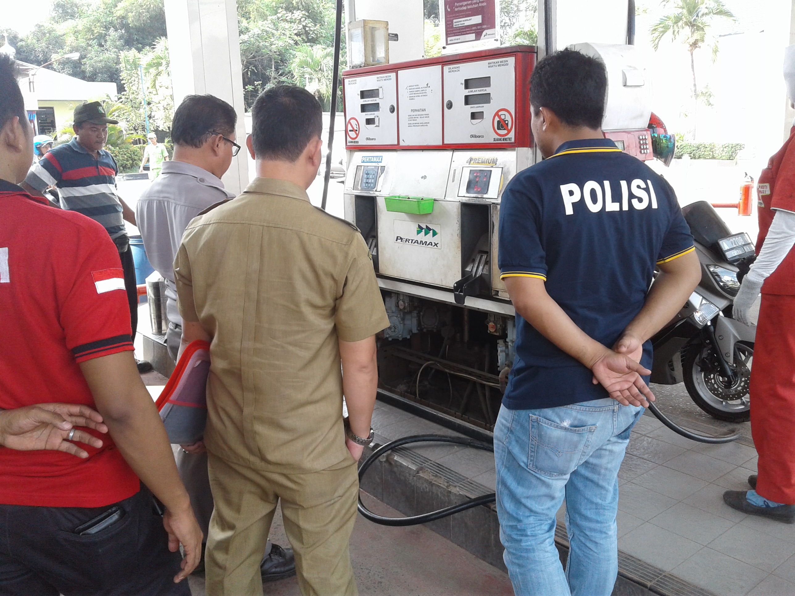 Khawatir Kurangi Takaran, Polisi Periksa SPBU di Serang