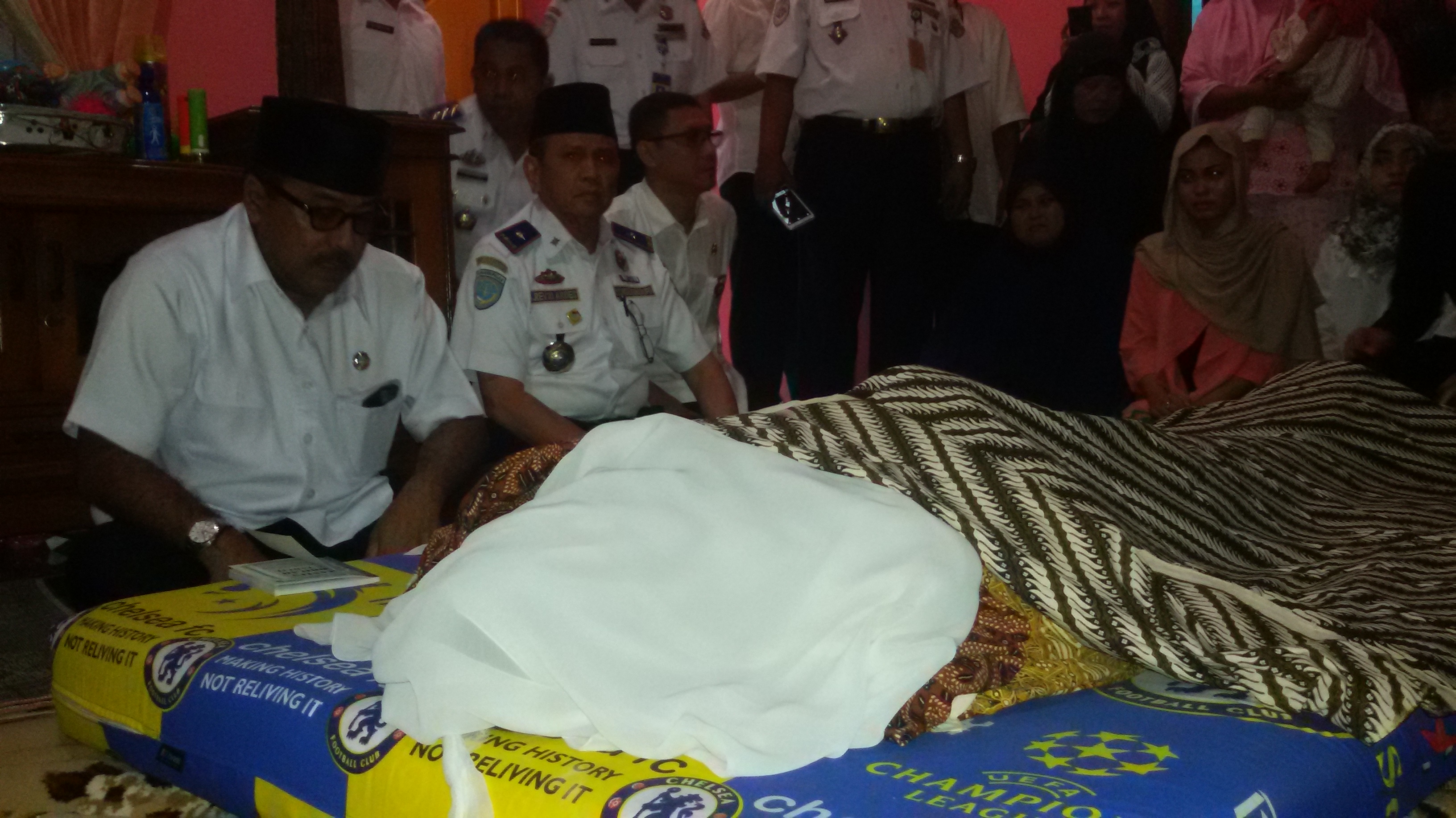 Kunjungi Rumah Duka, Rano: Safety Itu Penting