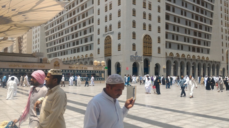 Tips Hadapi Cuaca Ekstrim di Madinah